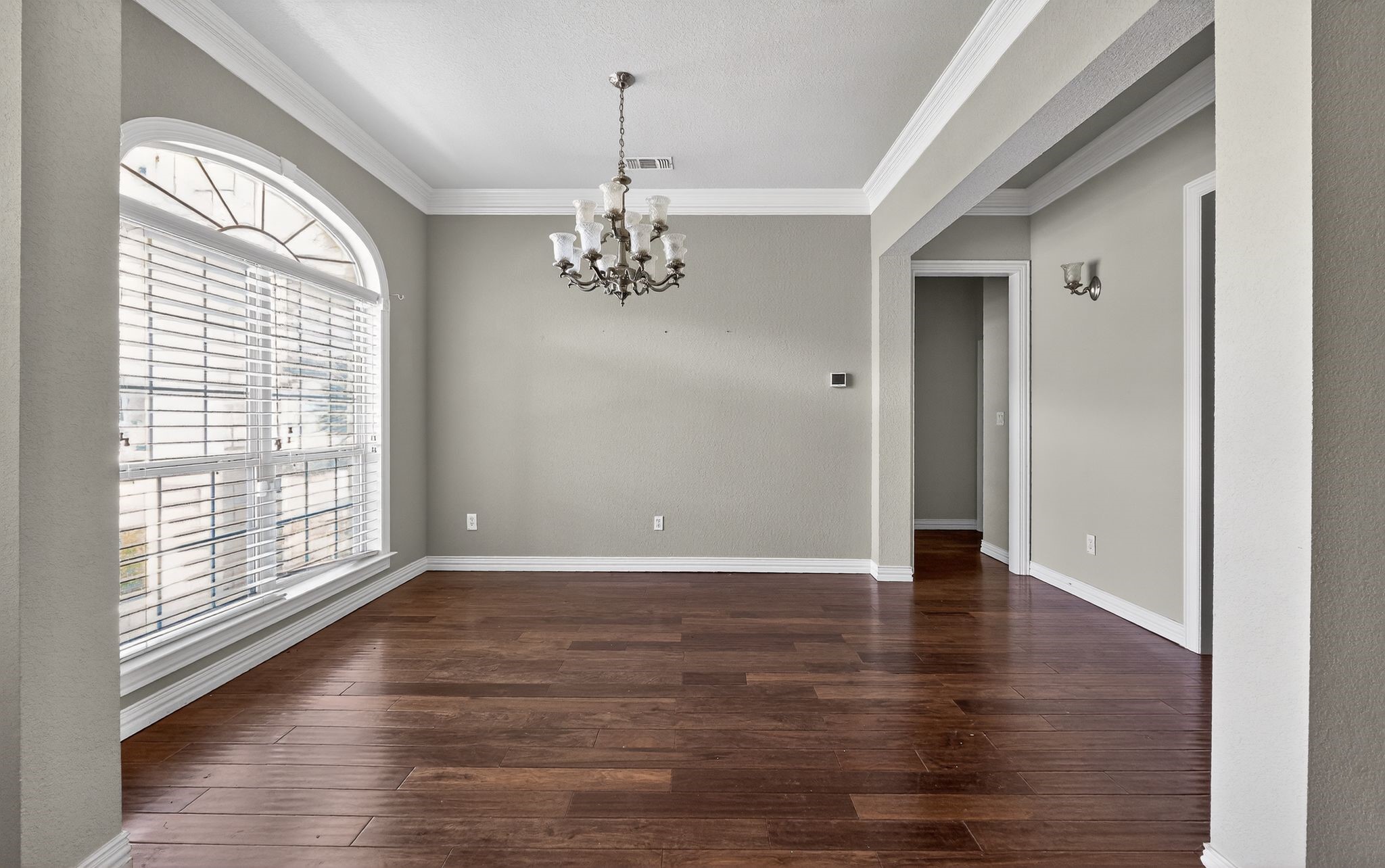 2104 Wills Way Drive Granbury TX 76049