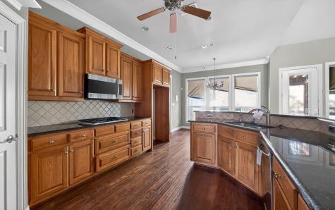 2104 Wills Way Drive Granbury TX 76049