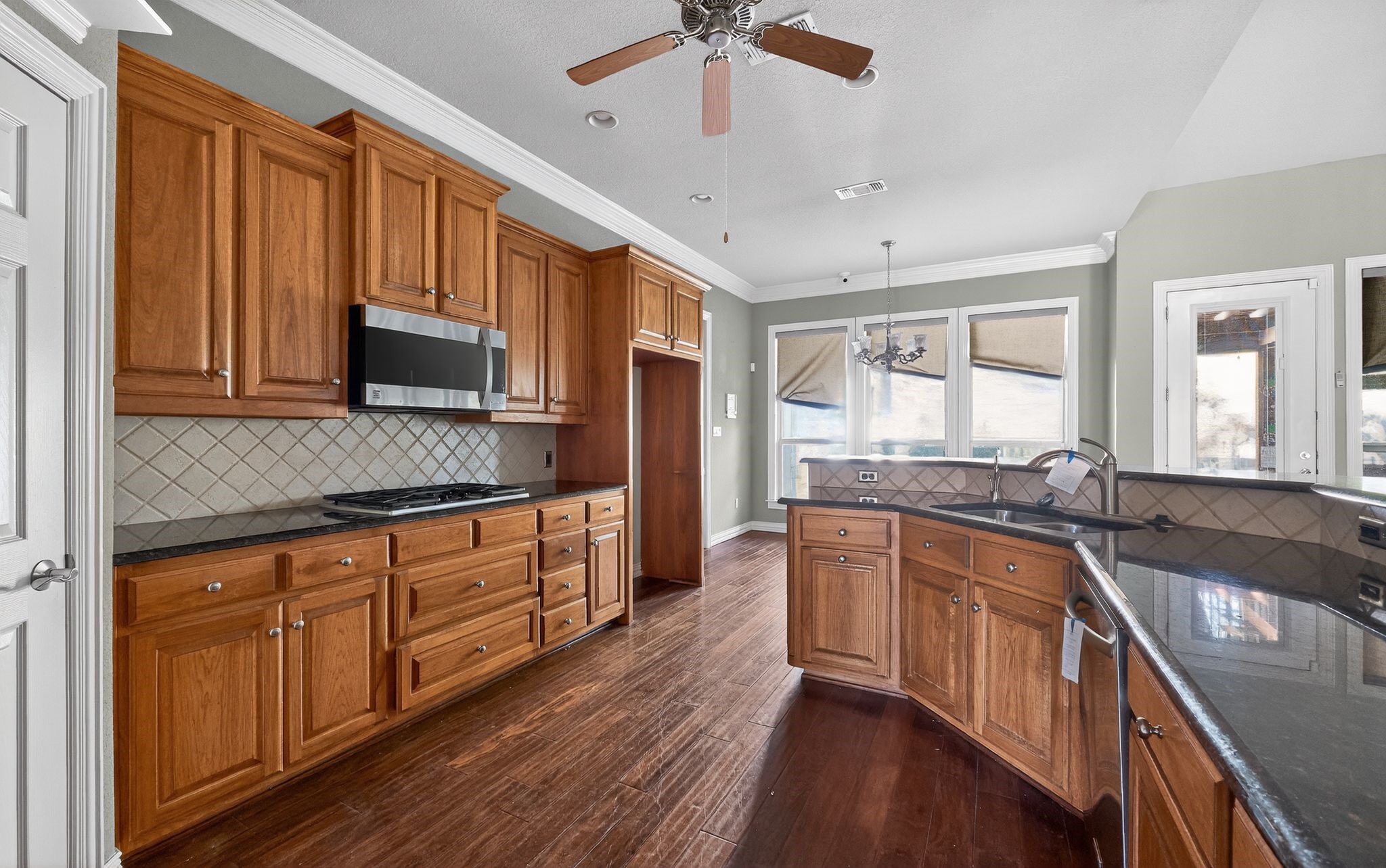 2104 Wills Way Drive Granbury TX 76049