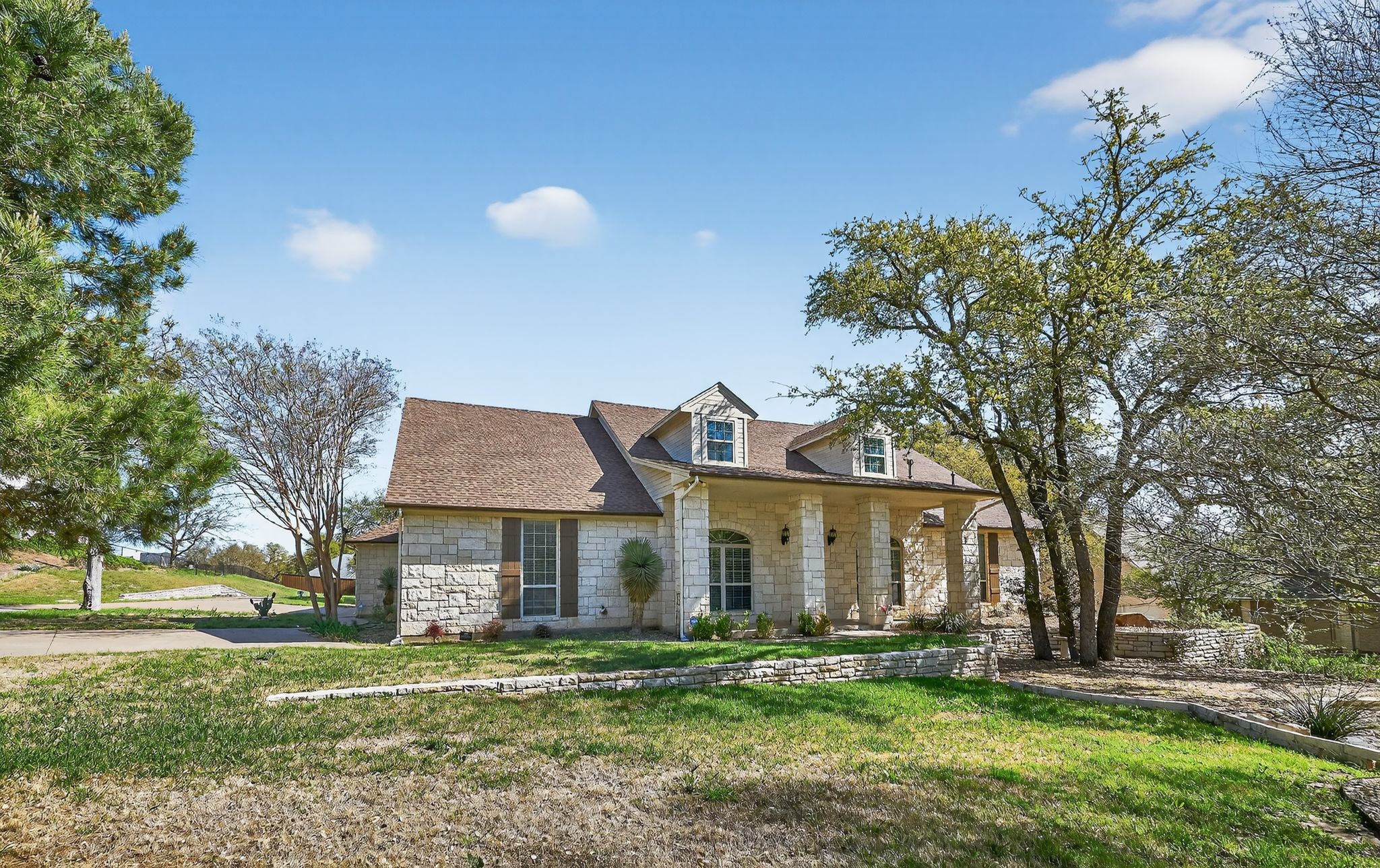 2104 Wills Way Drive Granbury TX 76049