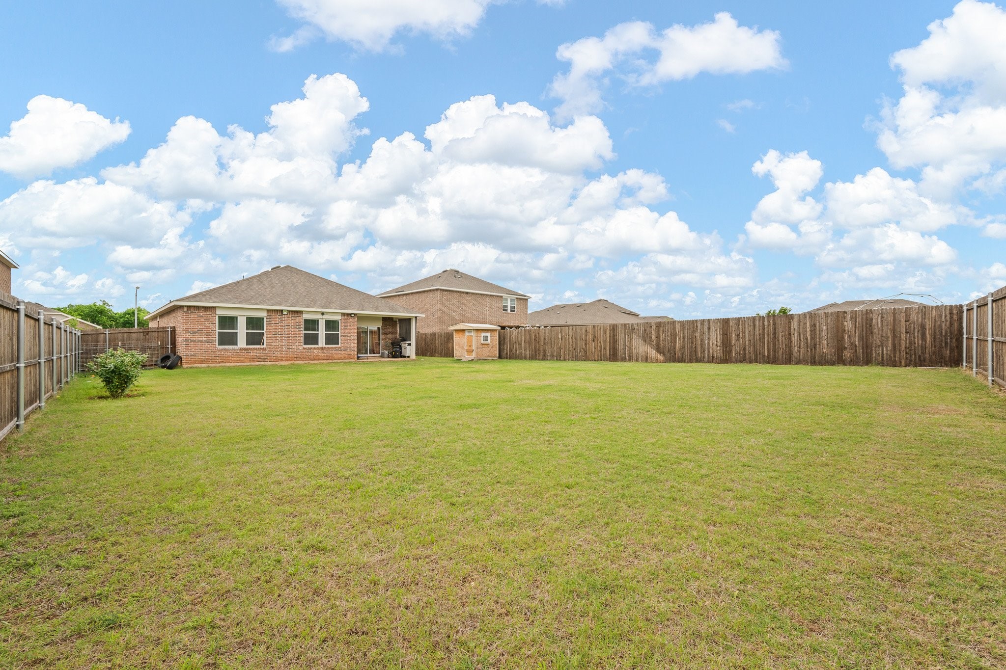 8 Glen Crossings Road Edgecliff Village TX 76134