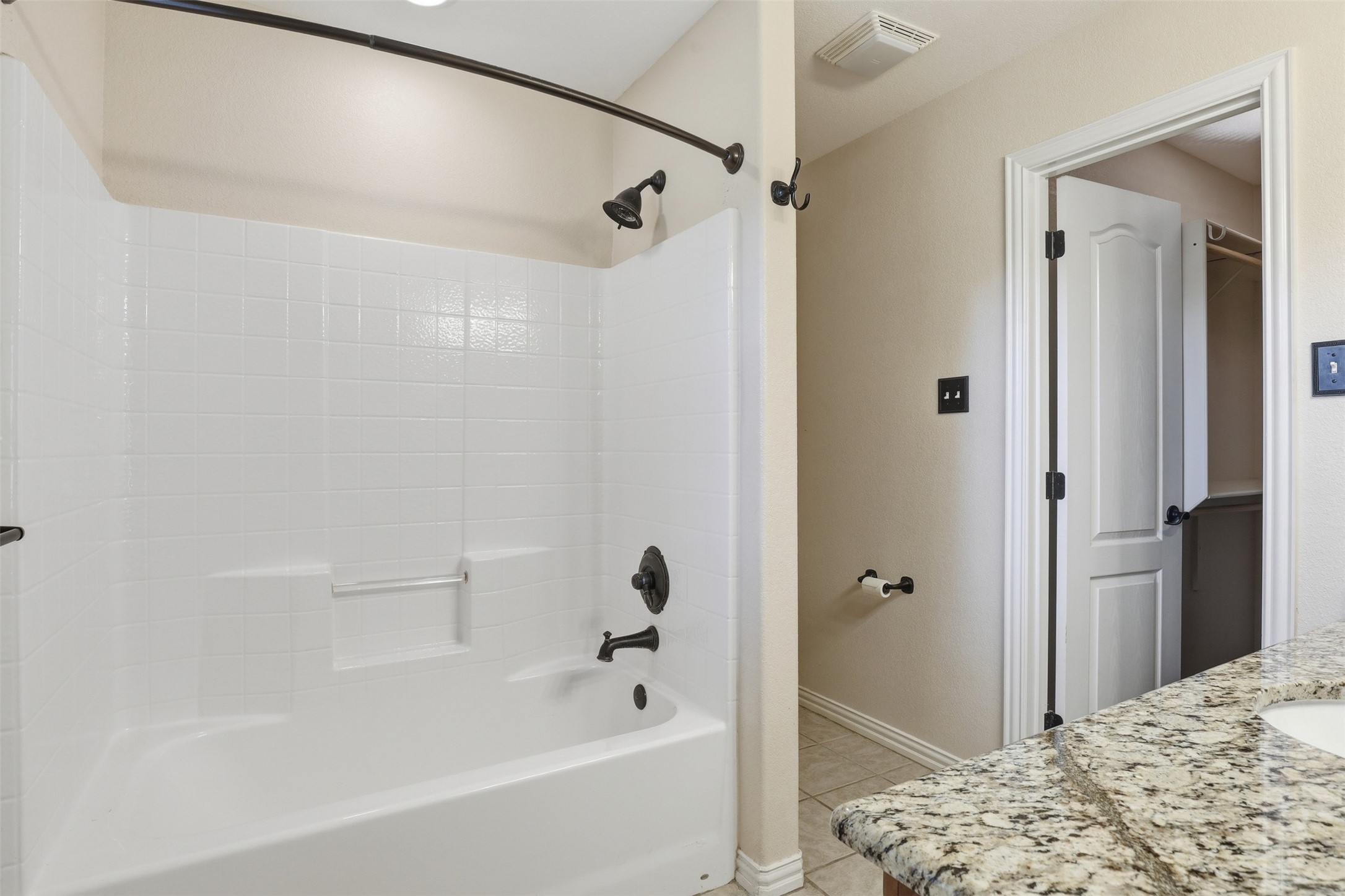 1508 Cheyenne Trail Granbury TX 76048