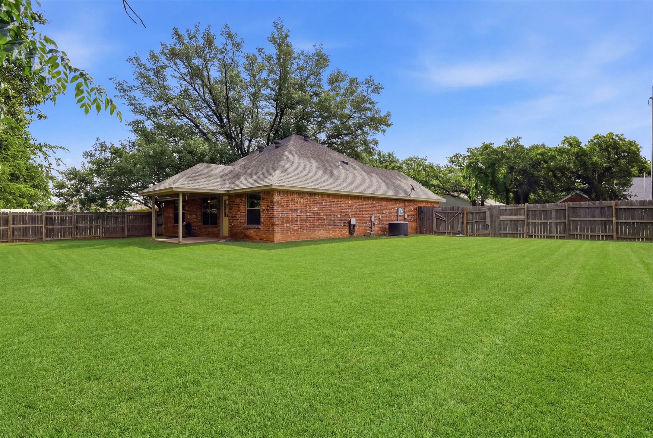 1508 Cheyenne Trail Granbury TX 76048