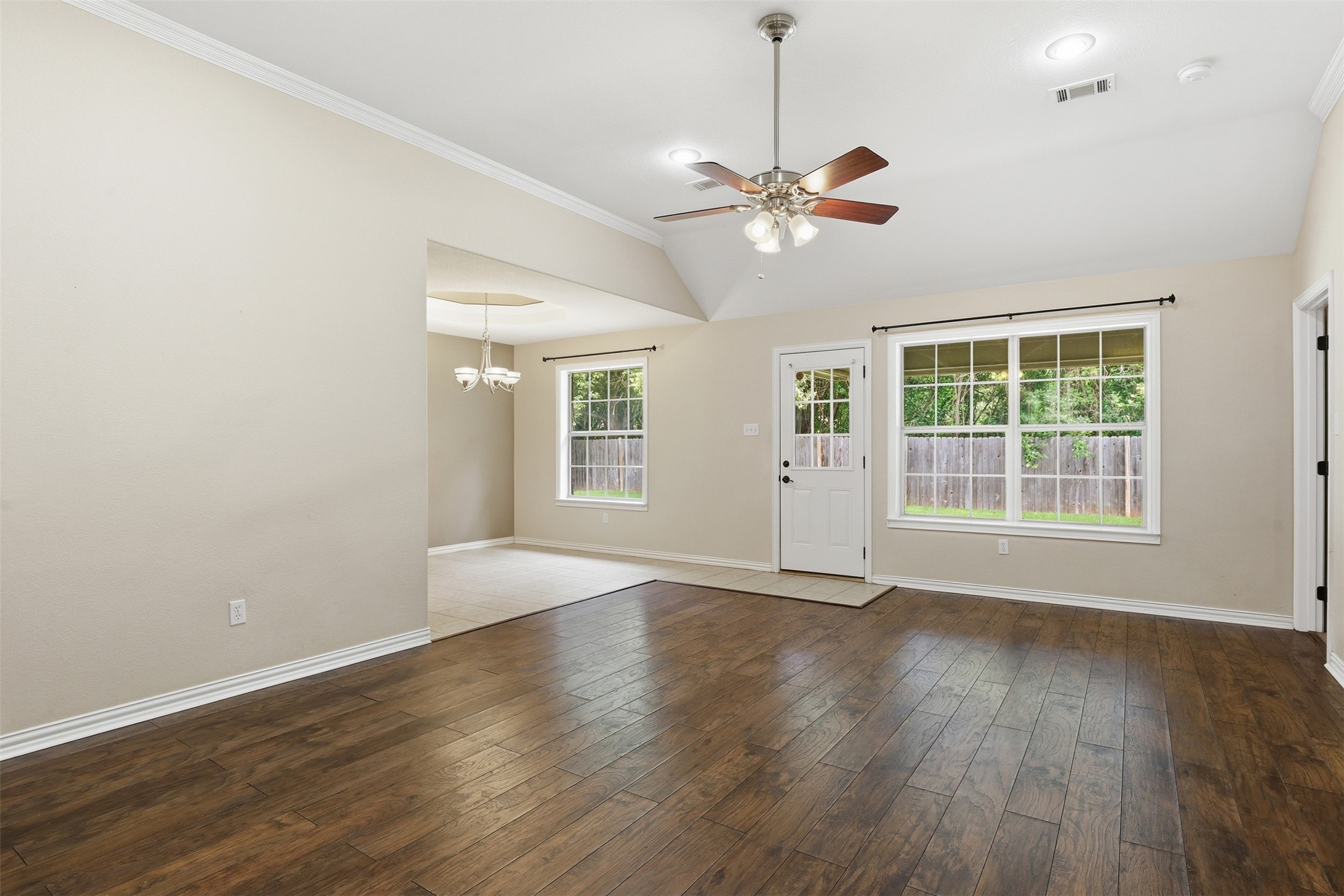 1508 Cheyenne Trail Granbury TX 76048