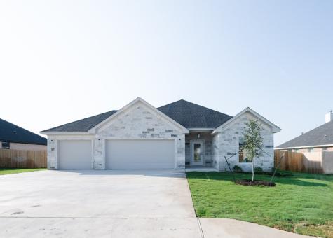 816 Secretariat Drive Hewitt TX 76643