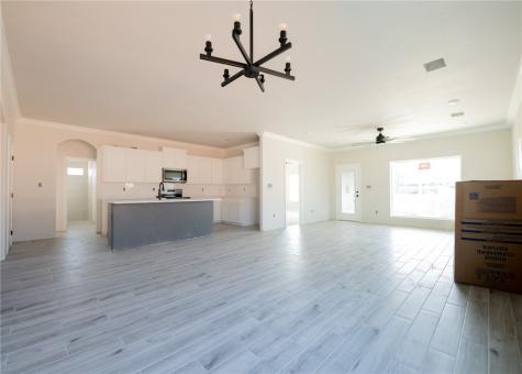 816 Secretariat Drive Hewitt TX 76643