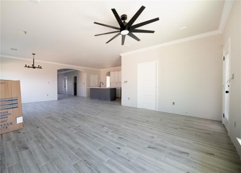 816 Secretariat Drive Hewitt TX 76643