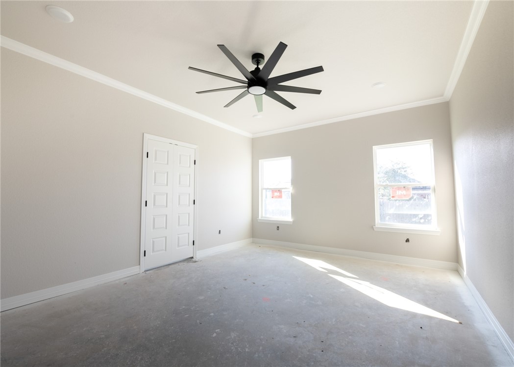 816 Secretariat Drive Hewitt TX 76643