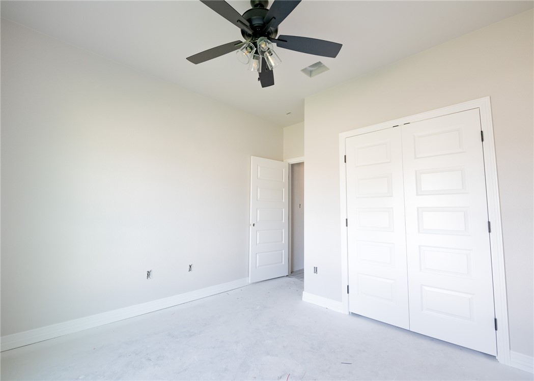 816 Secretariat Drive Hewitt TX 76643