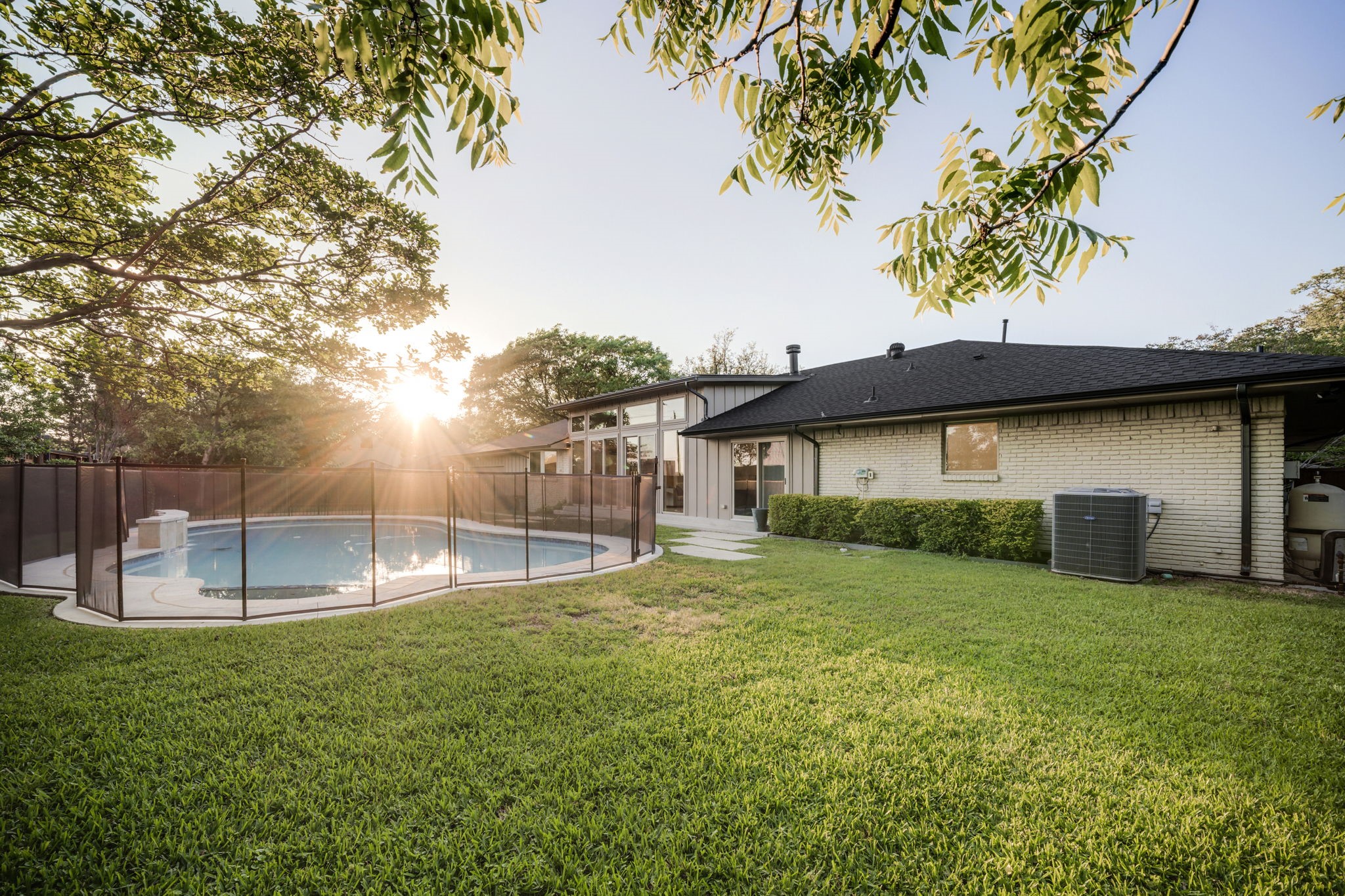 4452 Sugar Mill Road Dallas TX 75244