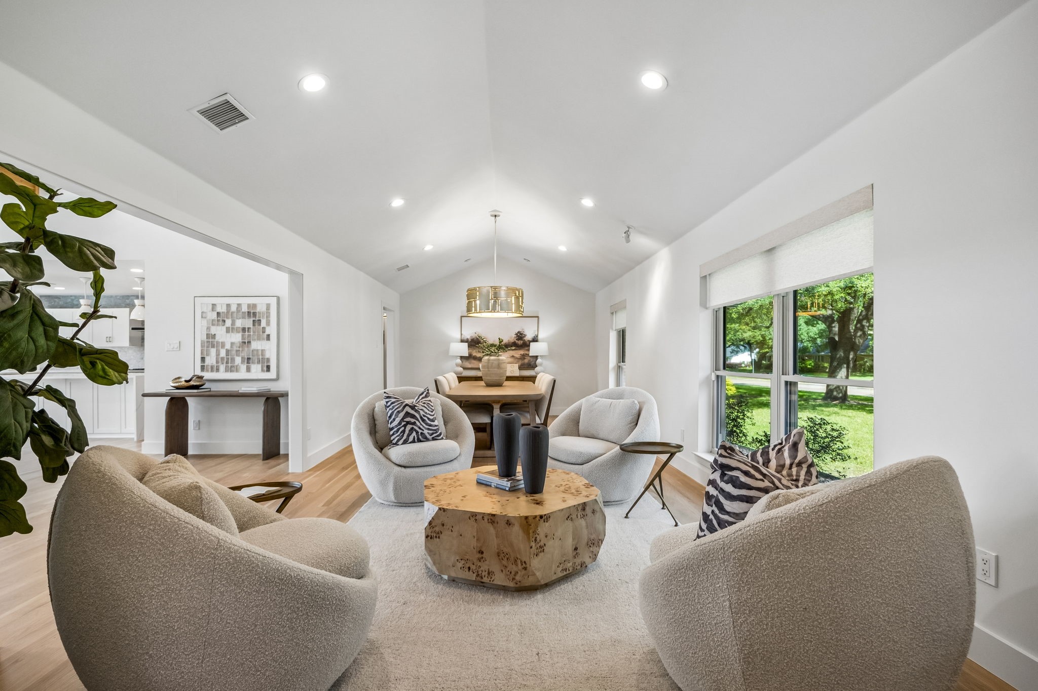 4452 Sugar Mill Road Dallas TX 75244