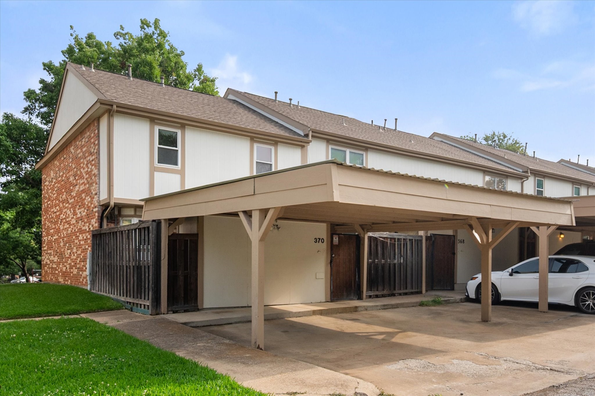 370 Westview Terrace Arlington TX 76013