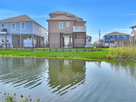 1983 Royalville Court Port Bolivar TX 77650