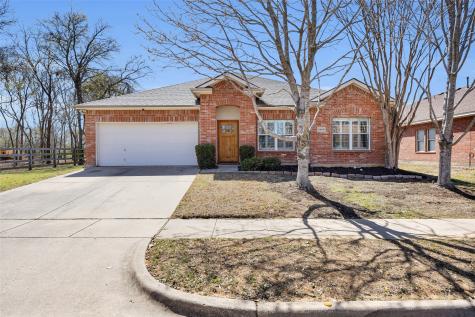 5899 Candlelight Lane Grand Prairie TX 75052