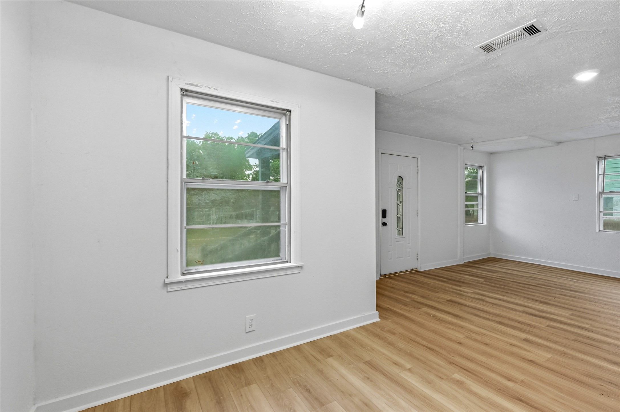 3455 Kellogg Avenue Dallas TX 75216