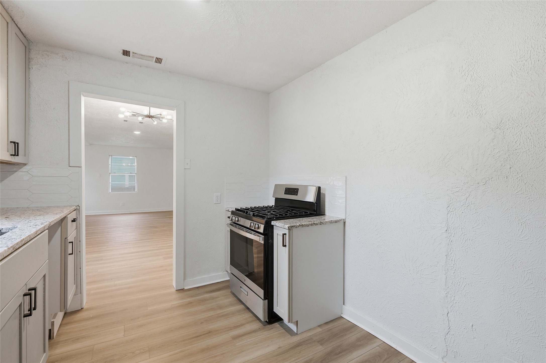 3455 Kellogg Avenue Dallas TX 75216