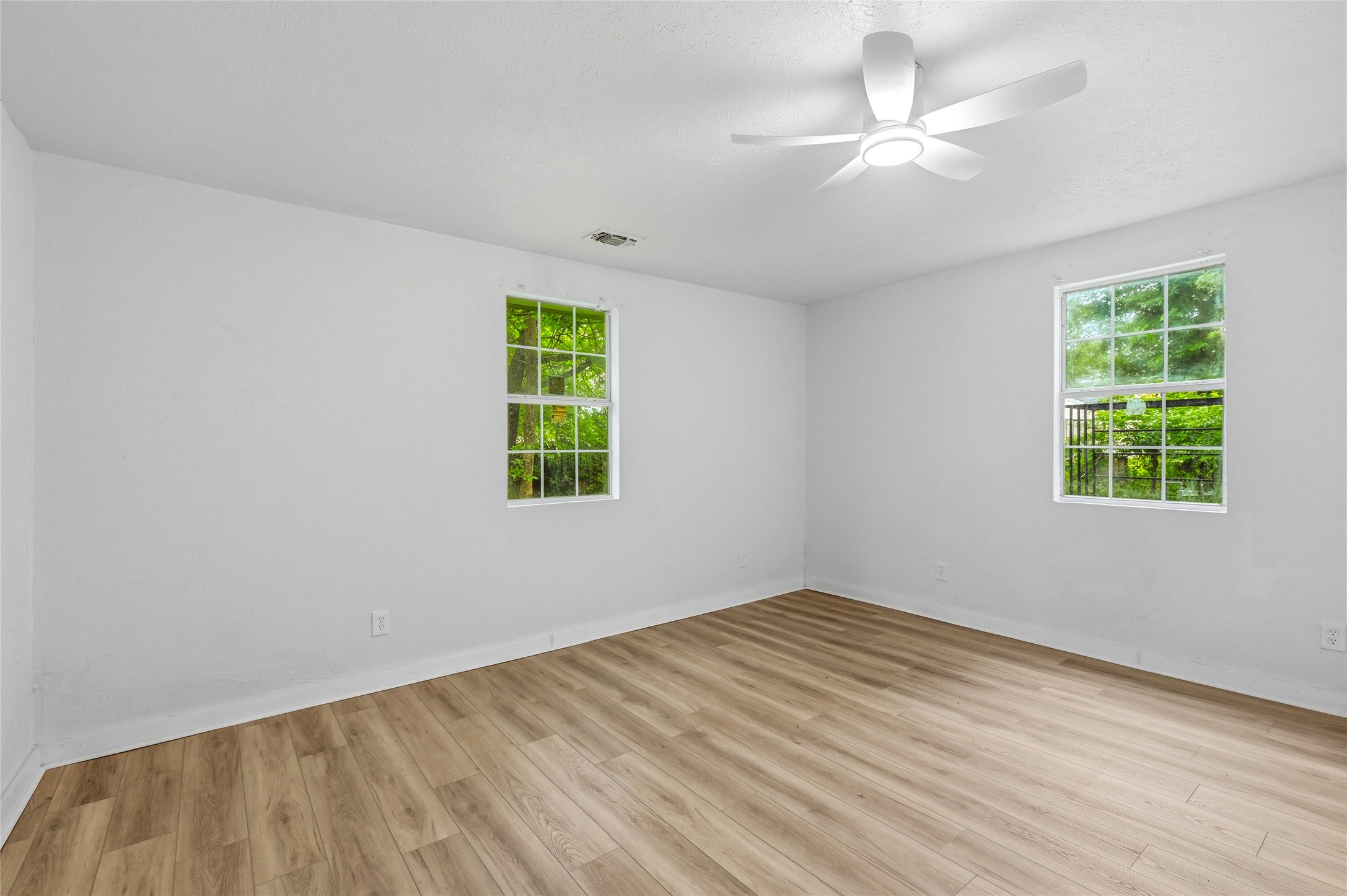 3455 Kellogg Avenue Dallas TX 75216