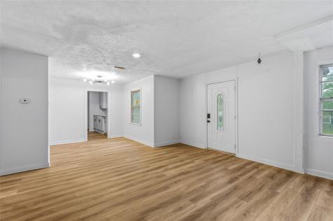 3455 Kellogg Avenue Dallas TX 75216