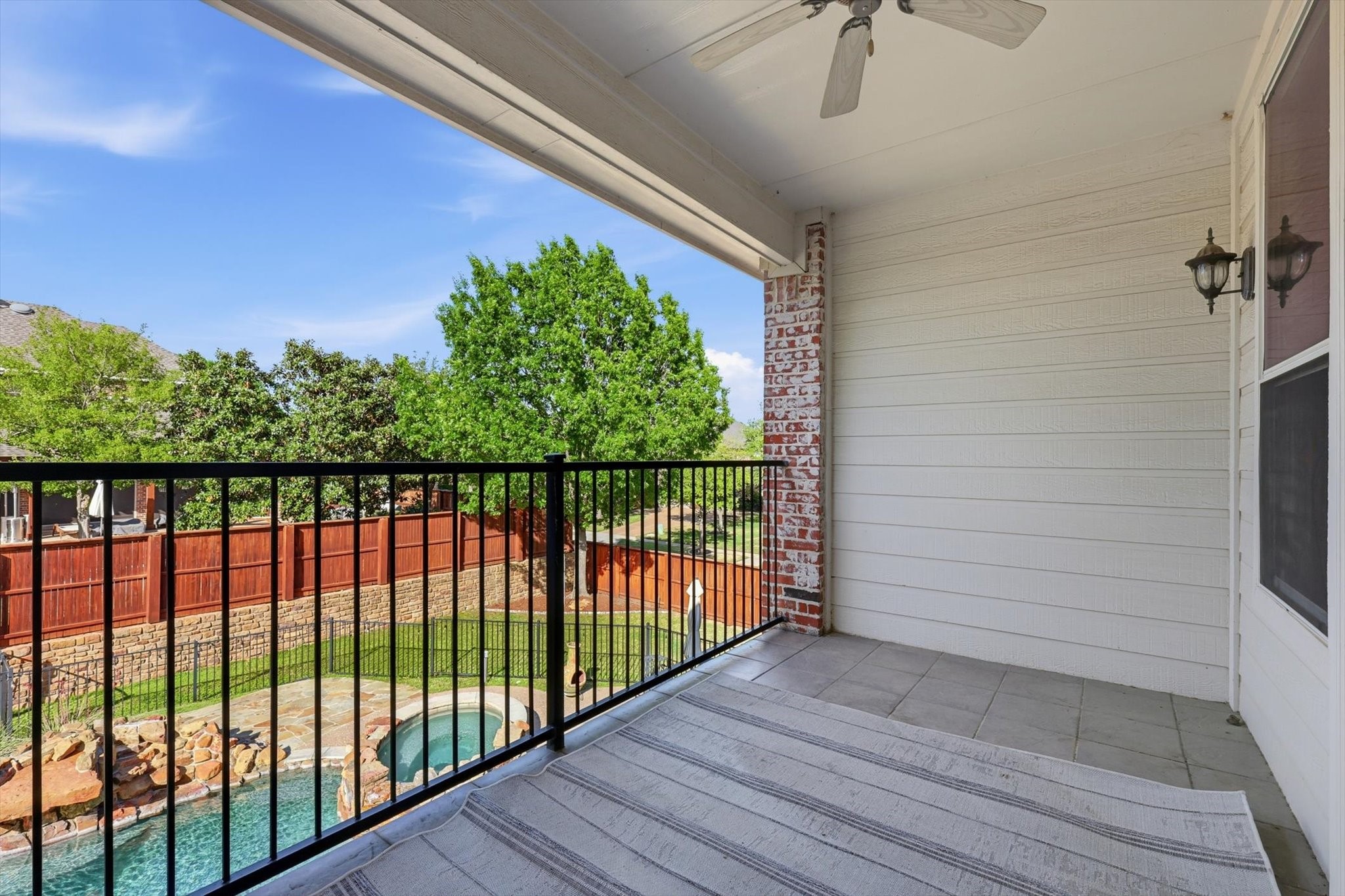 781 Lark Street Lantana TX 76226