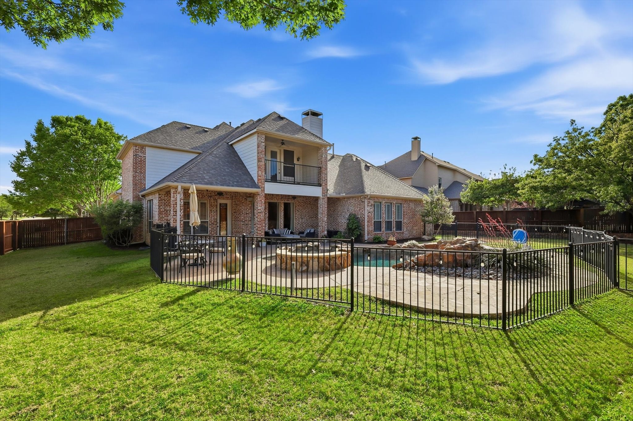781 Lark Street Lantana TX 76226