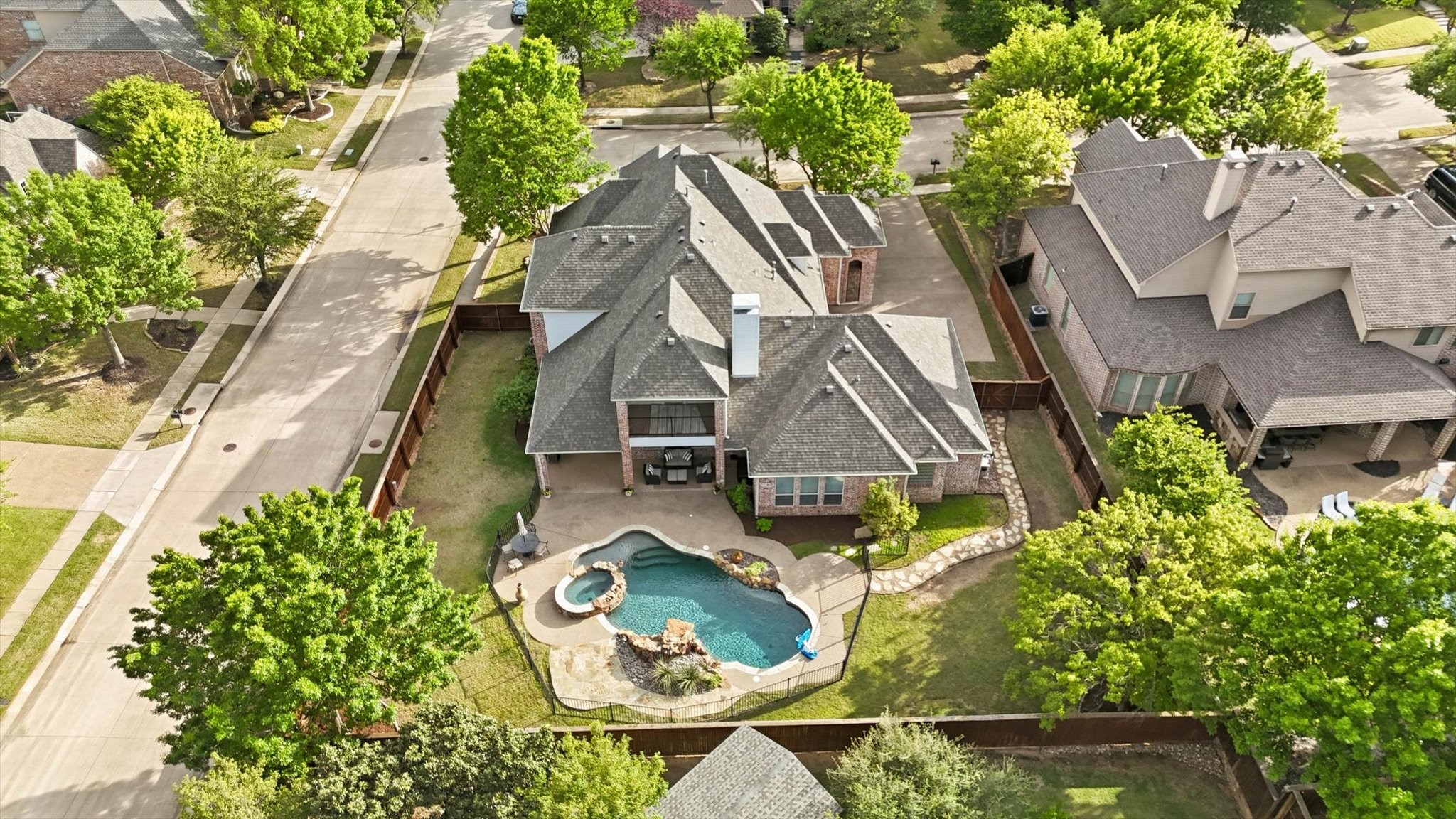 781 Lark Street Lantana TX 76226