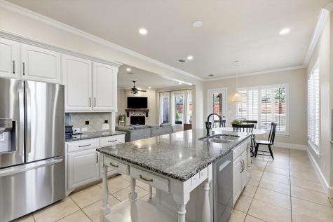 781 Lark Street Lantana TX 76226