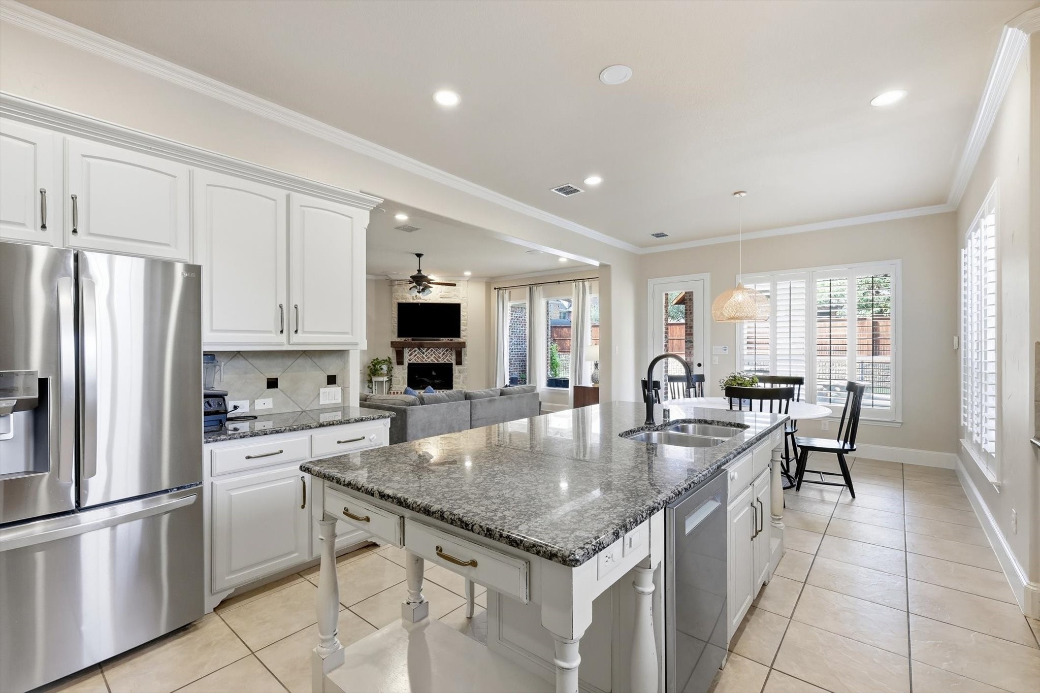 781 Lark Street Lantana TX 76226