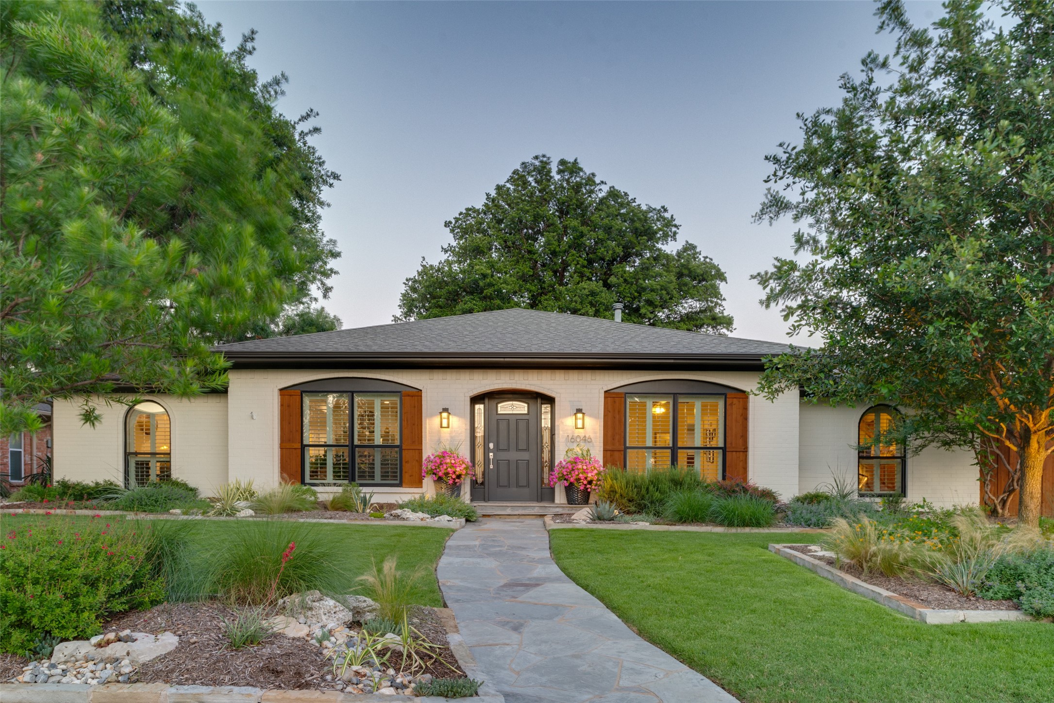 16046 Longvista Drive Dallas TX 75248