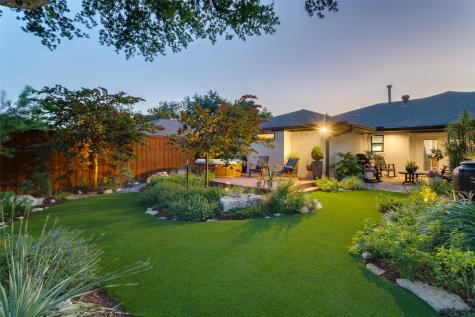 16046 Longvista Drive Dallas TX 75248