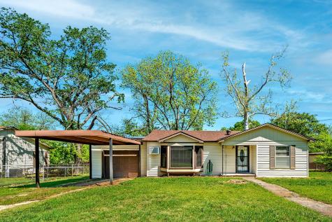 2615 W Johnson Street Denison TX 75020