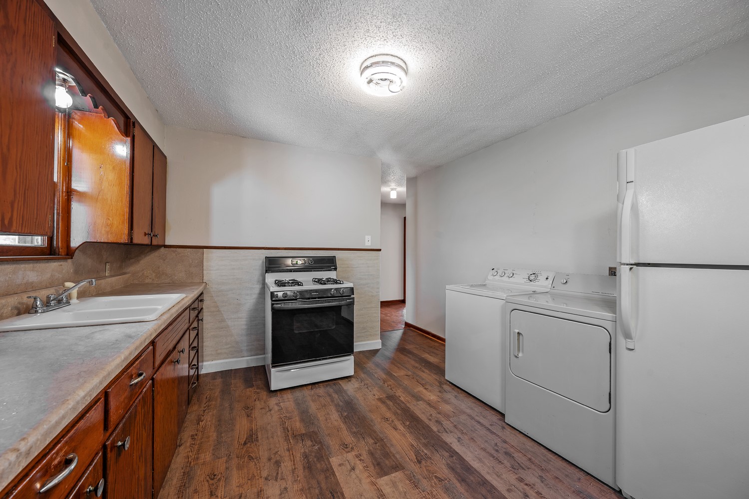 2615 W Johnson Street Denison TX 75020