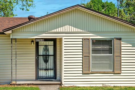 2615 W Johnson Street Denison TX 75020