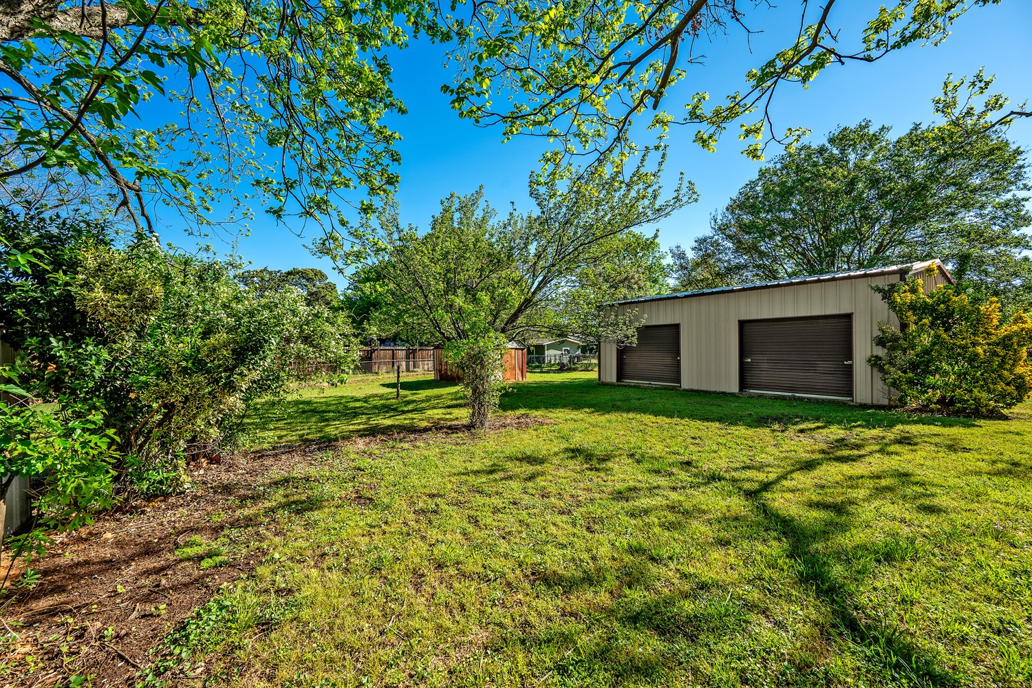 2615 W Johnson Street Denison TX 75020