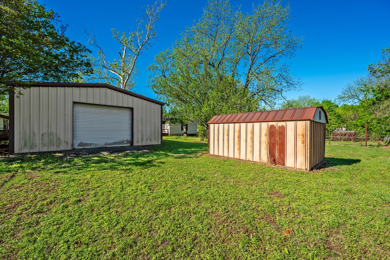 2615 W Johnson Street Denison TX 75020