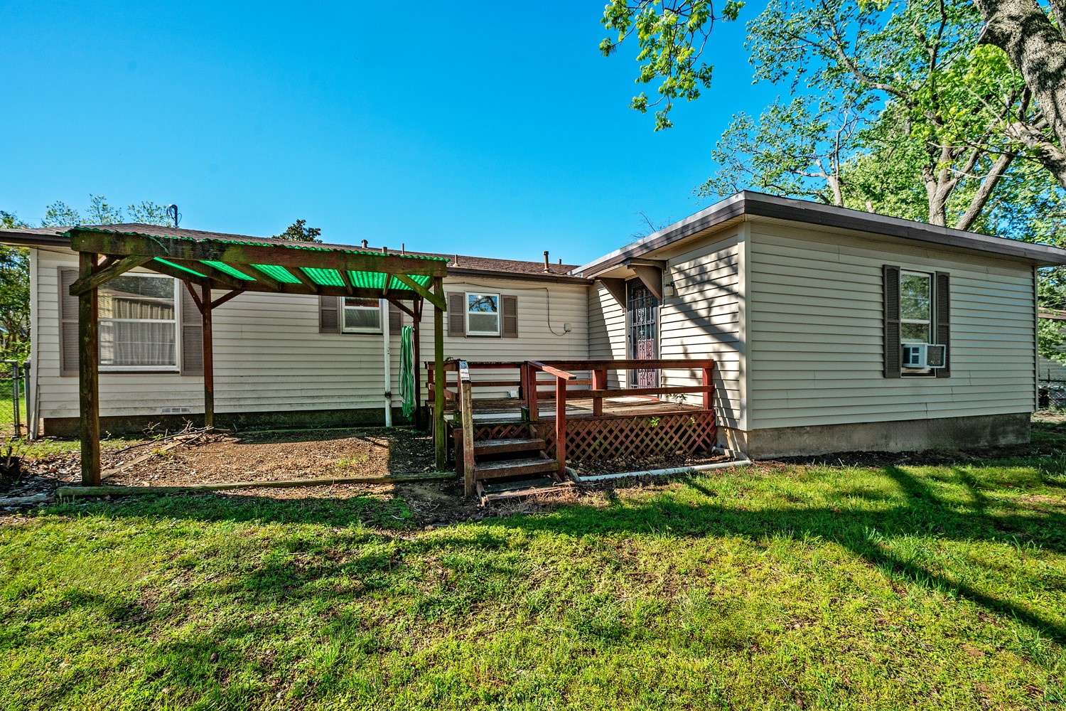 2615 W Johnson Street Denison TX 75020