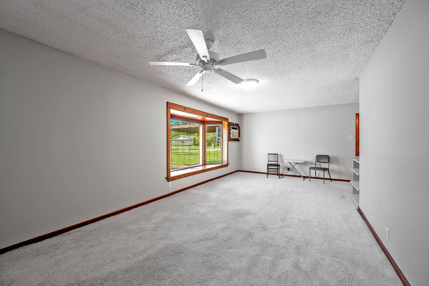 2615 W Johnson Street Denison TX 75020