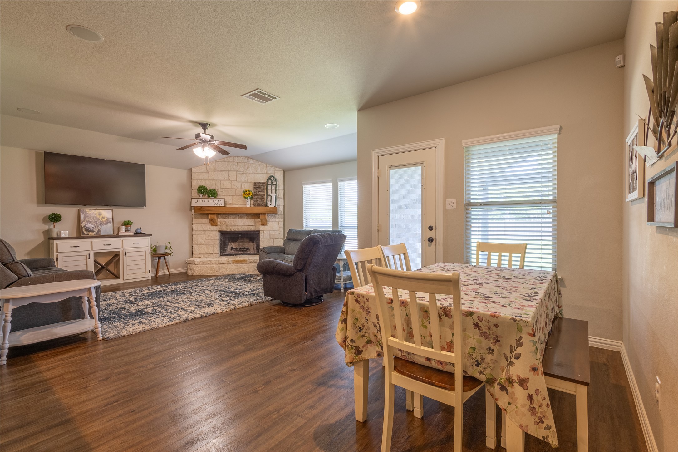 343 Amber Lane Nevada TX 75173