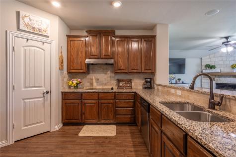 343 Amber Lane Nevada TX 75173