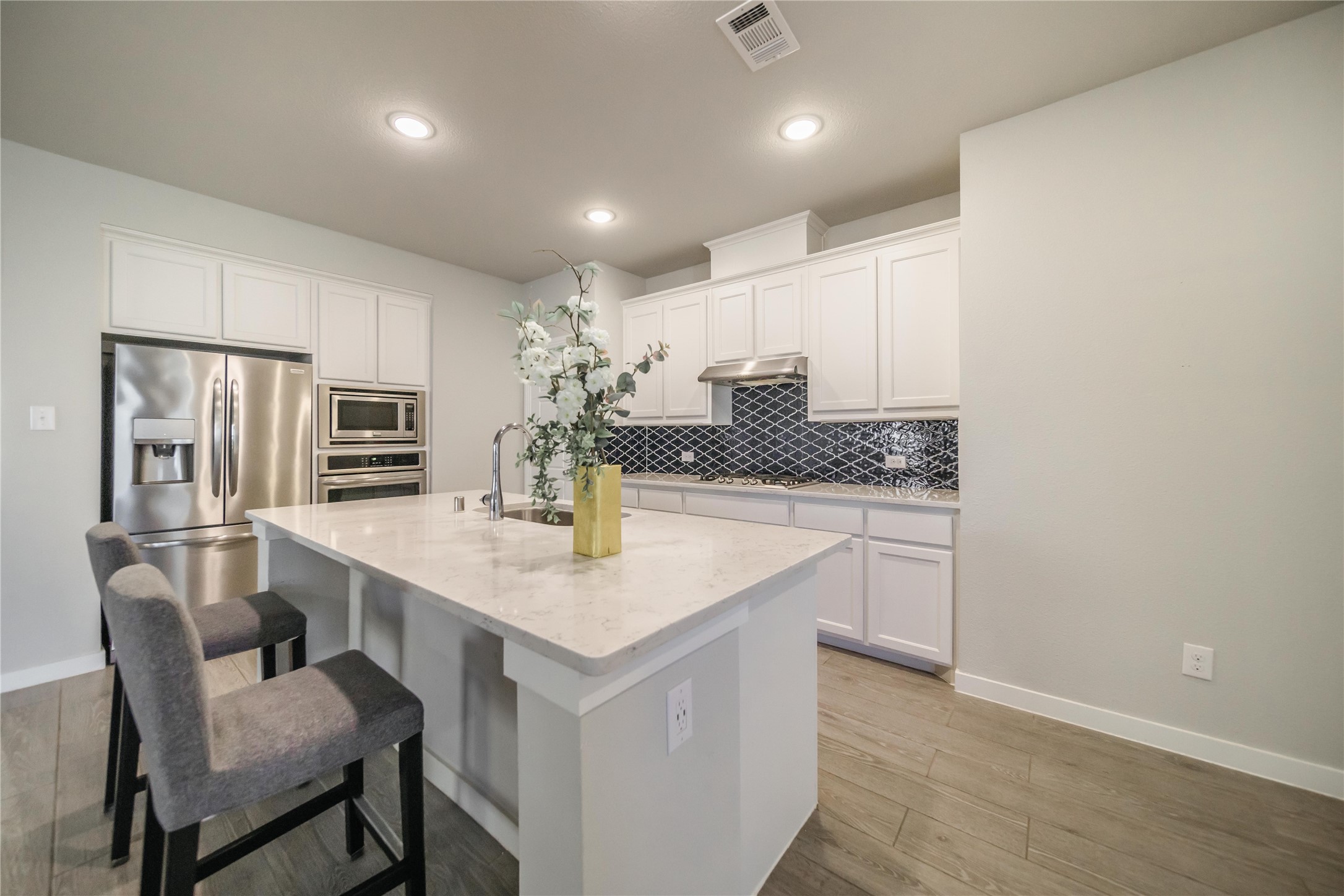 1916 Outpost Creek Lane Aubrey TX 76227