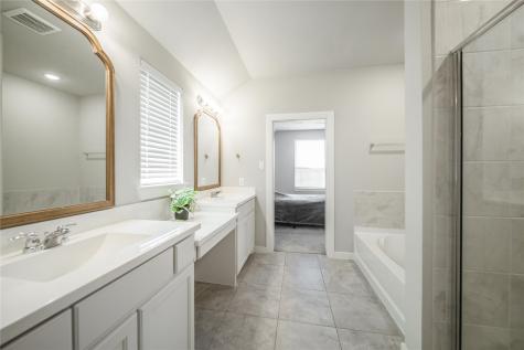 1916 Outpost Creek Lane Aubrey TX 76227