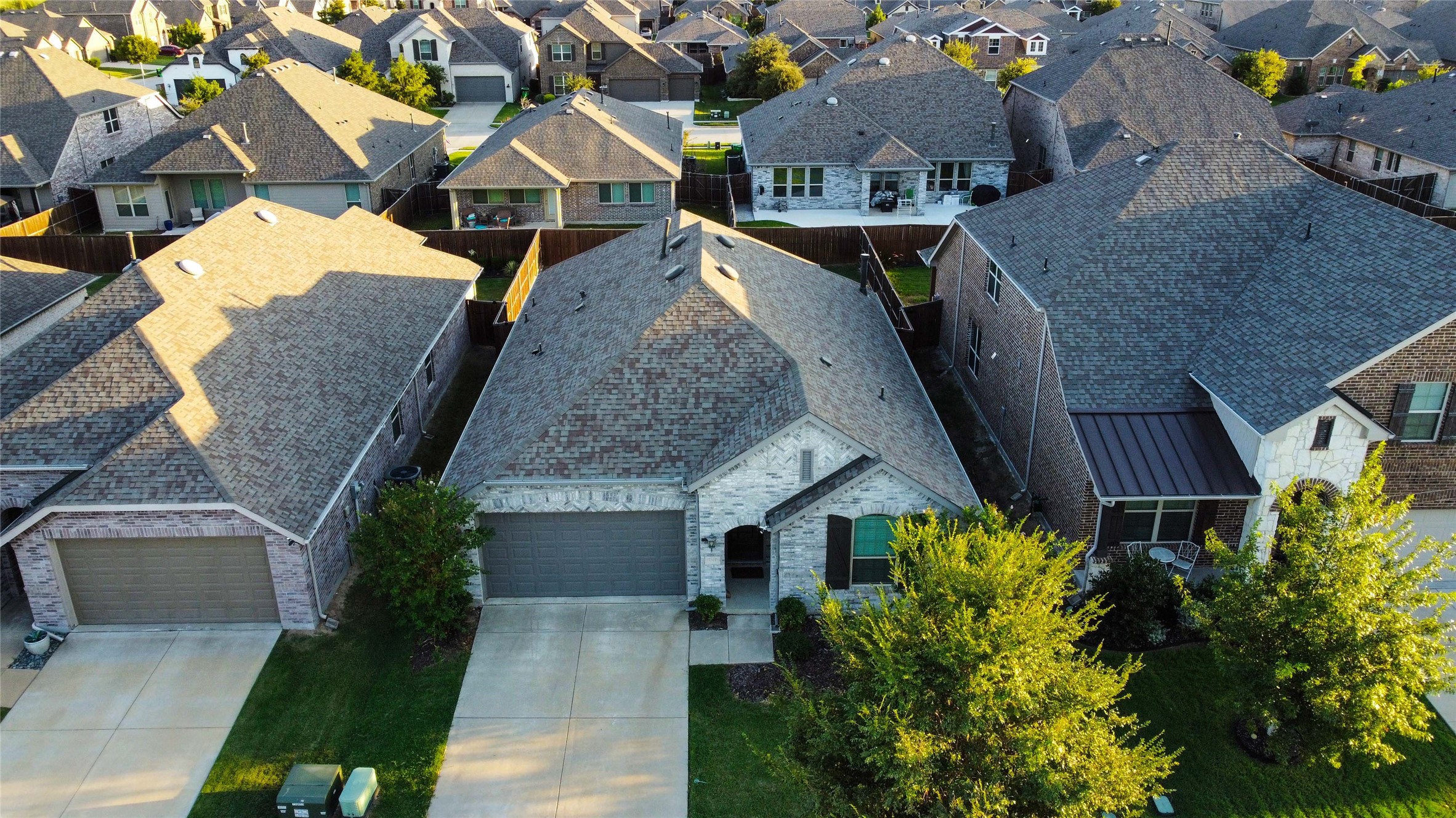 1916 Outpost Creek Lane Aubrey TX 76227
