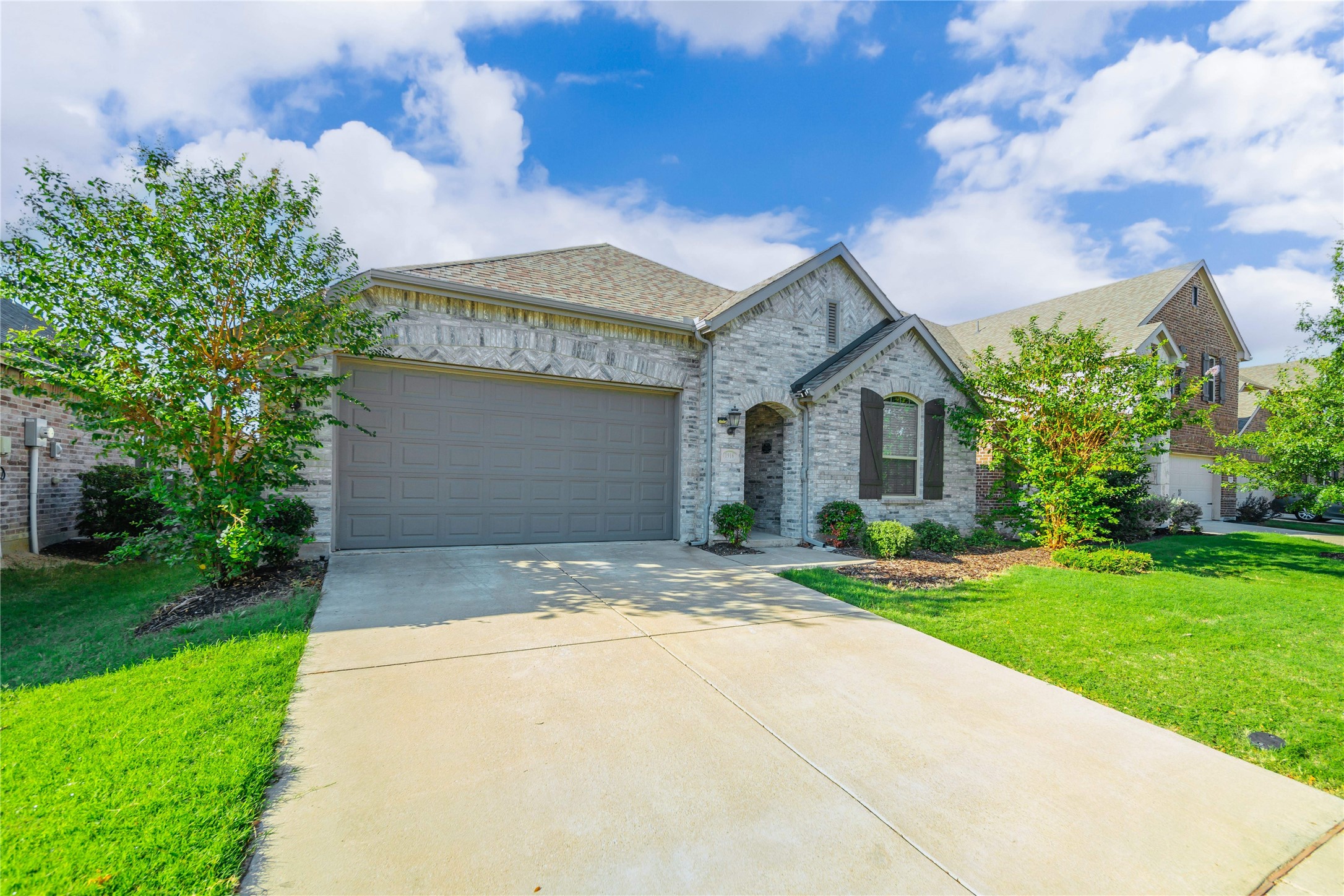 1916 Outpost Creek Lane Aubrey TX 76227