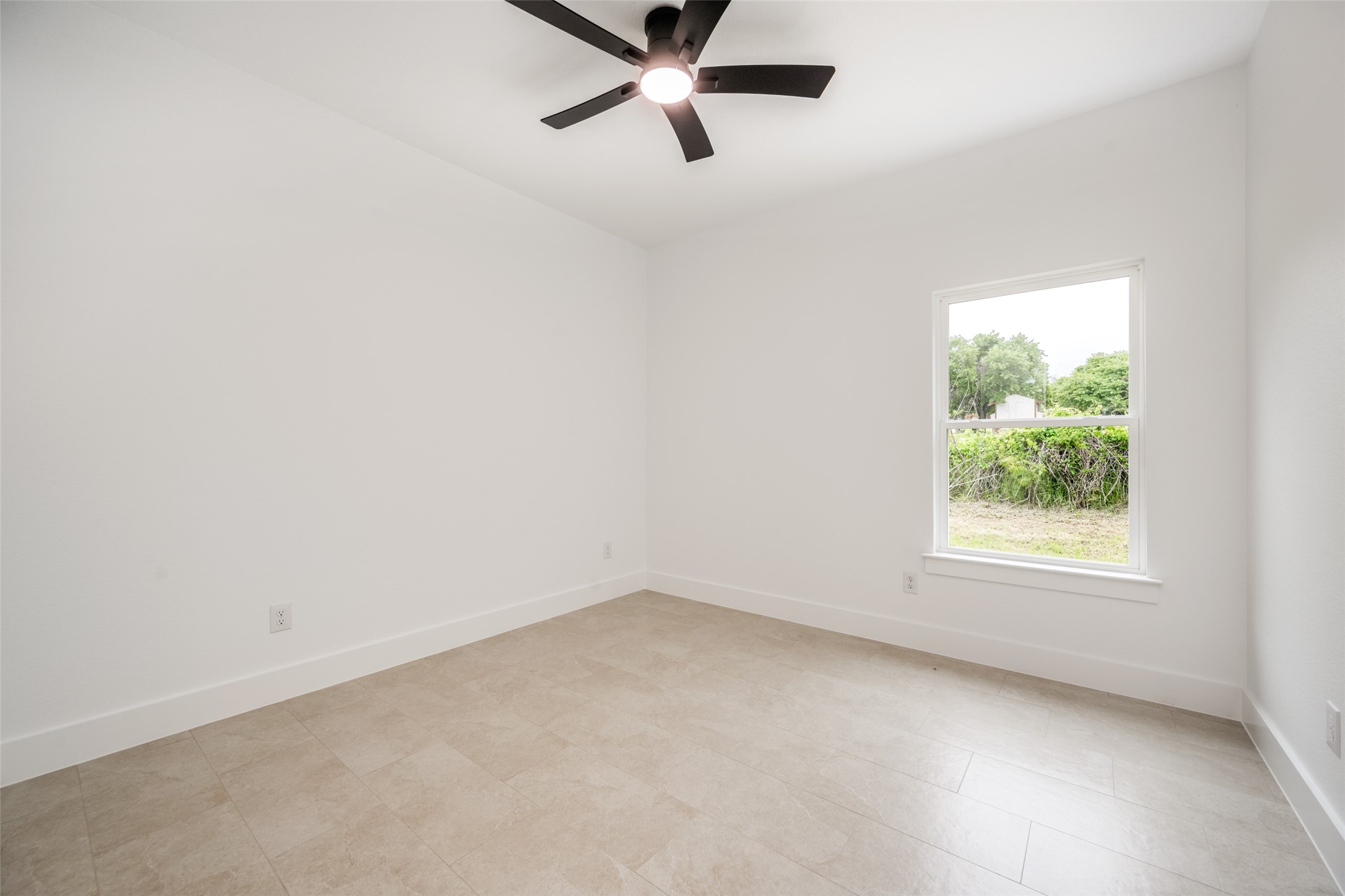 1621 County Road 4764 Boyd TX 76023