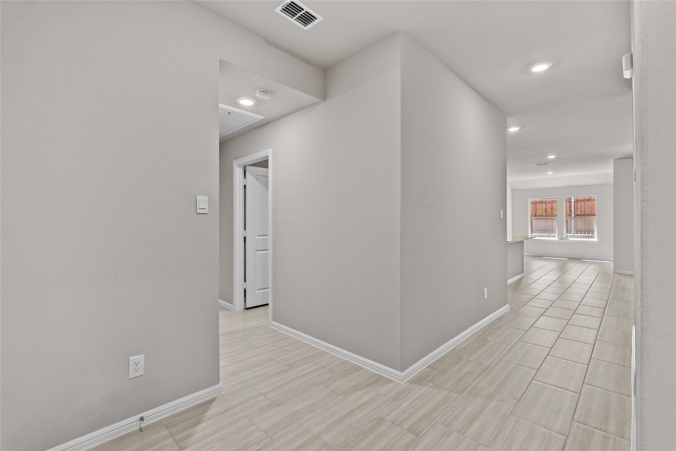 529 Marsh Street Cleburne TX 76033