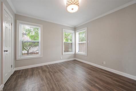 4913 Calmont Avenue Fort Worth TX 76107
