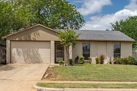 3724 Bridalwreath Drive Fort Worth TX 76133