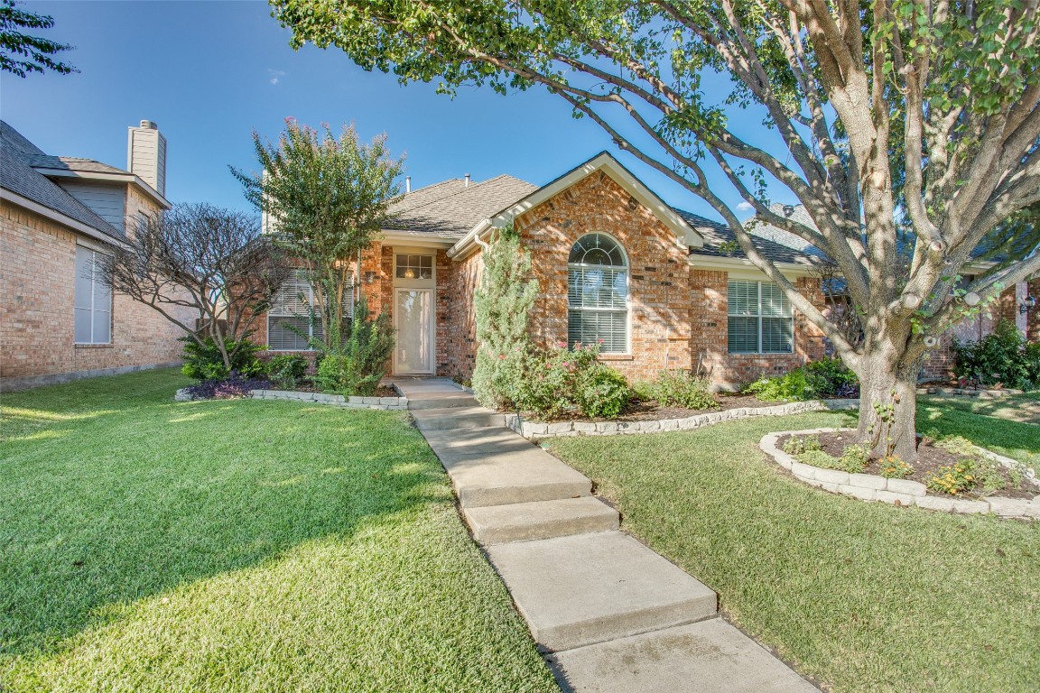 1513 Fallcreek Court Allen TX 75002