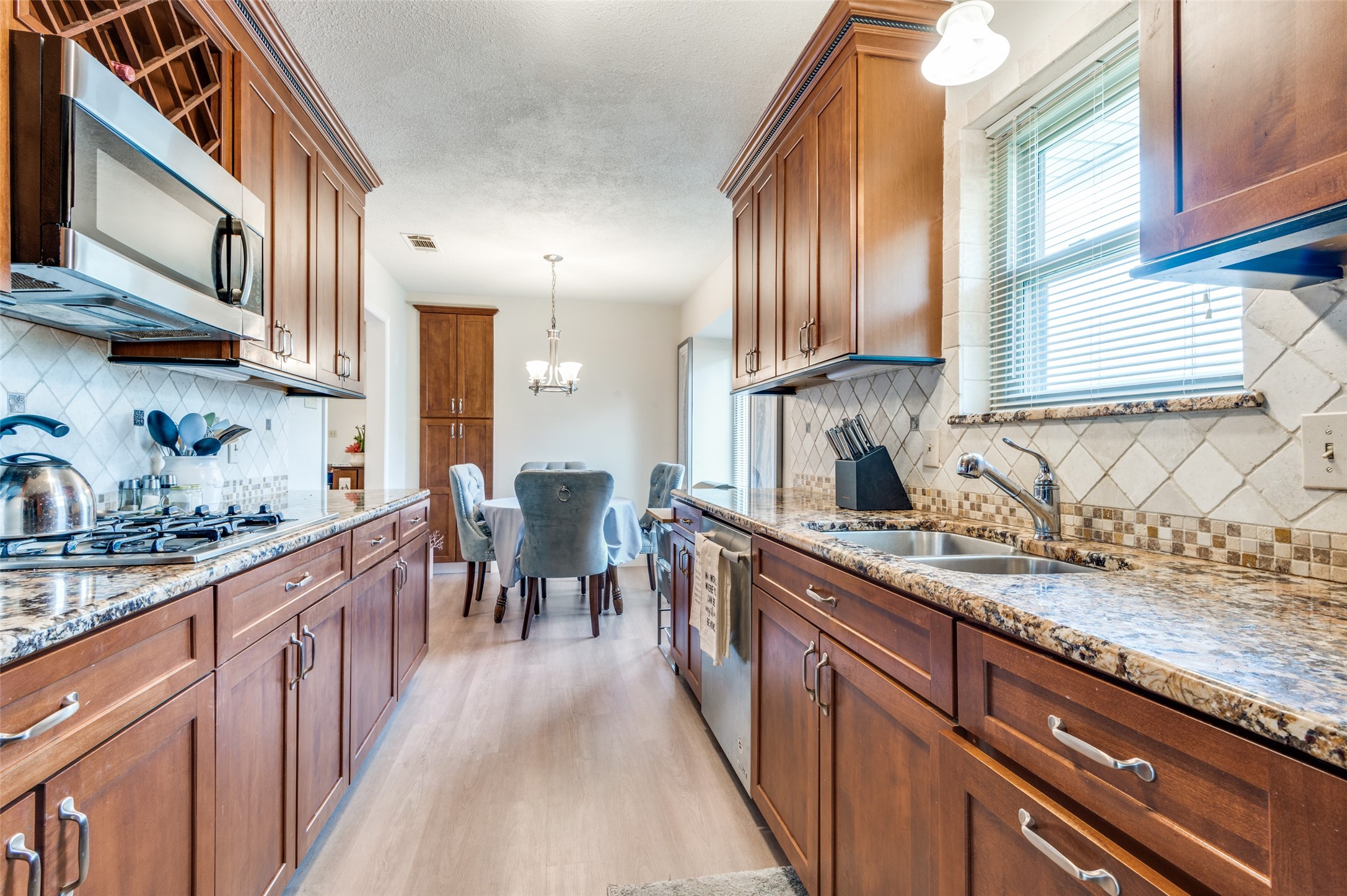 1513 Silverleaf Drive Carrollton TX 75007