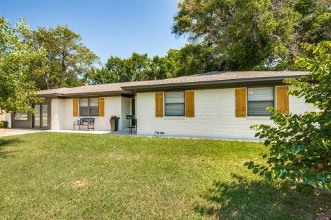 565 Temple Drive Lewisville TX 75057