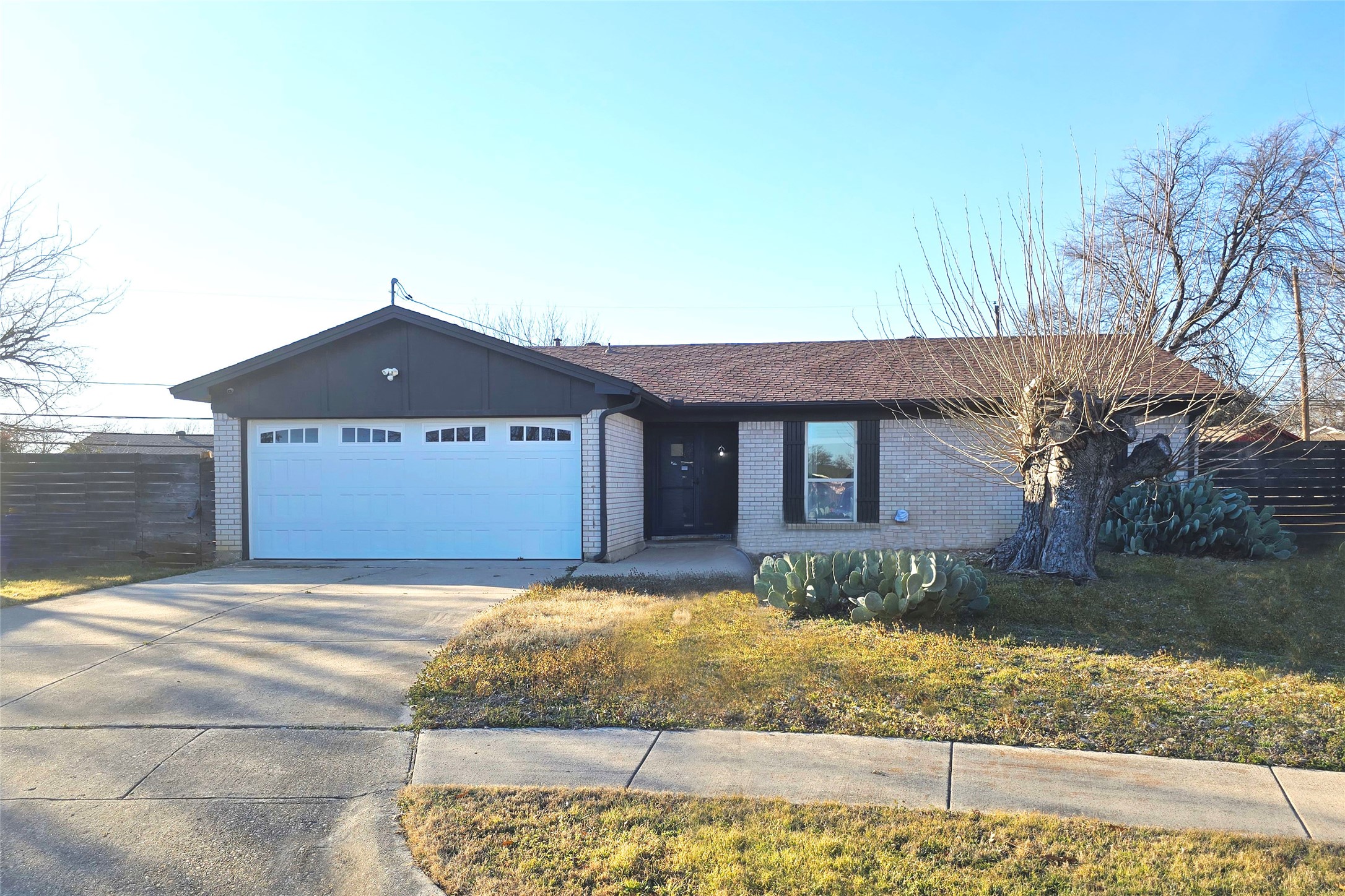 6051 Oakdale Court Watauga TX 76148